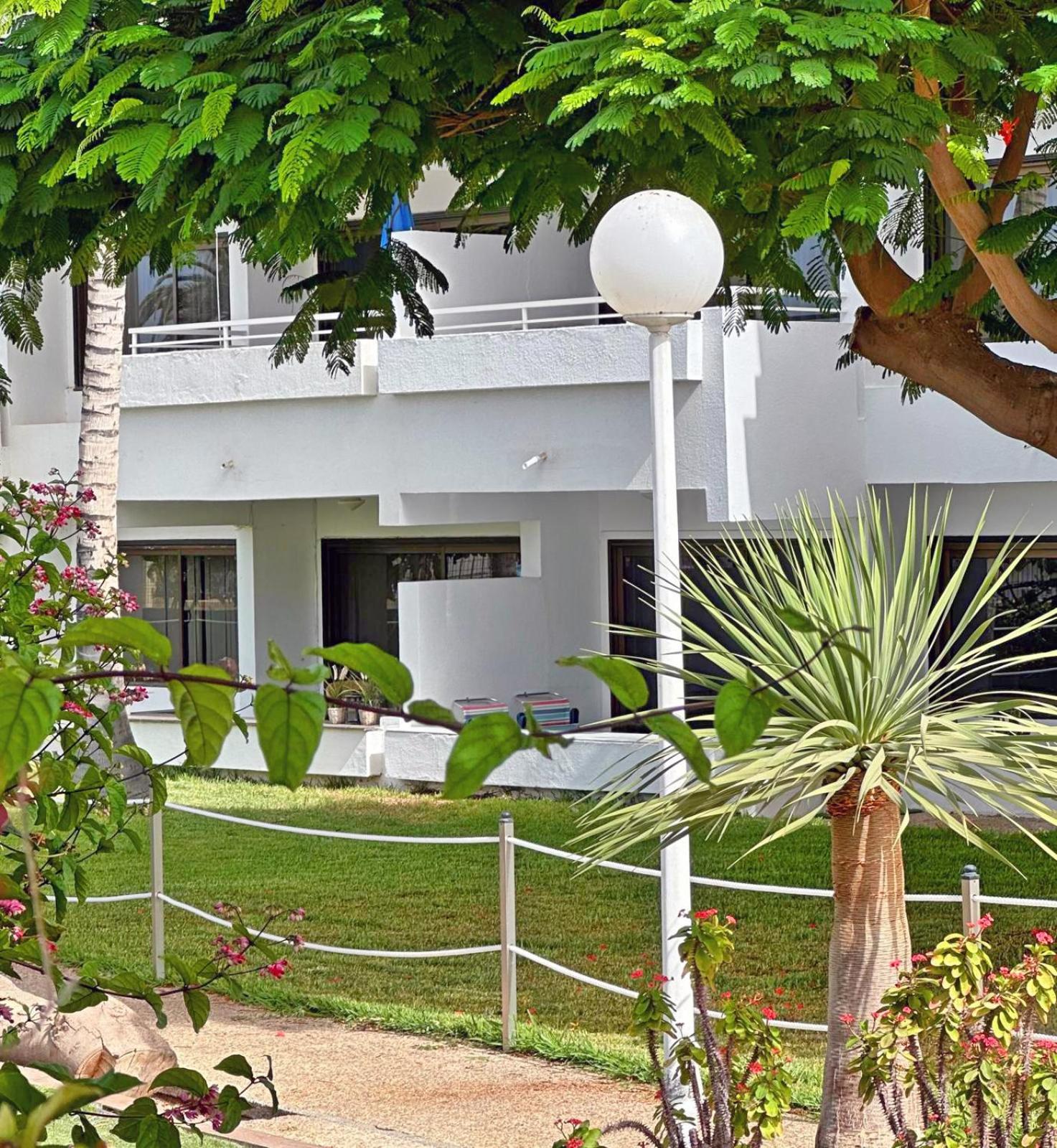 Apartamentos Portonovo Puerto Rico  Eksteriør billede